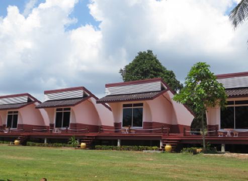 โลมทะเลรีสอร์ท ตราด