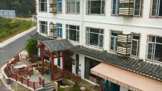 danxia-impression-inn-artist