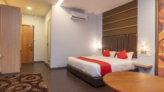 oyo-89423-zenz-hotel