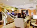 happiness-hotel