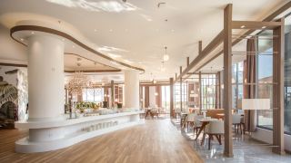 the-qube-hotel-and-suite-vientiane