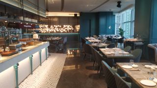 elegant-hotel-zhujiang-new-town-canton-tower