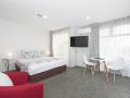 carnmore-hotel-takapuna