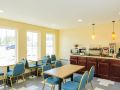 aarya-hotel-by-niagara-fashion-outlets