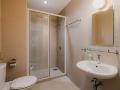 rex-ollie-231-tr-service-suites