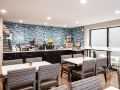 la-quinta-inn-and-suites-by-wyndham-long-island-city