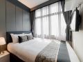 heritage-collection-on-boat-quay-south-bridge-wing