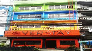 the-overstay-art-hostel
