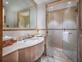 al-najada-doha-hotel-apartments-by-oaks