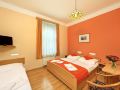 hotel-golden-city-garni