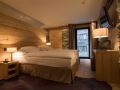 unique-hotel-post