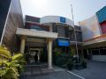 oyo-1652-hotel-tampiarto