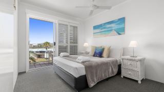 the-burlington-holiday-apartments
