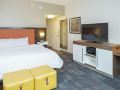 hampton-inn-and-suites-morgantown-university-town-centre