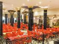 red-castle-hotel
