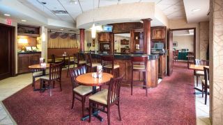 holiday-inn-express-and-suites-mississauga-toronto-southwest