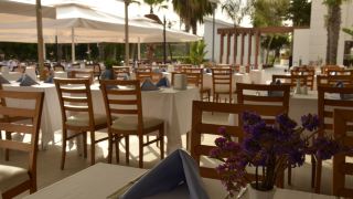 side-resort-hotel