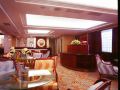 lake-hotel