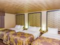 aarya-hotel-by-niagara-fashion-outlets