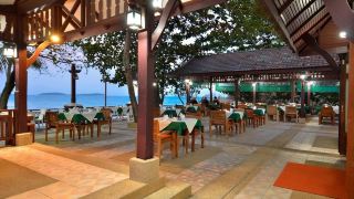 first-bungalow-beach-resort-koh-samui