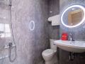 reddoorz-plus-near-cau-ong-lanh