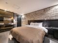 a-in-motel