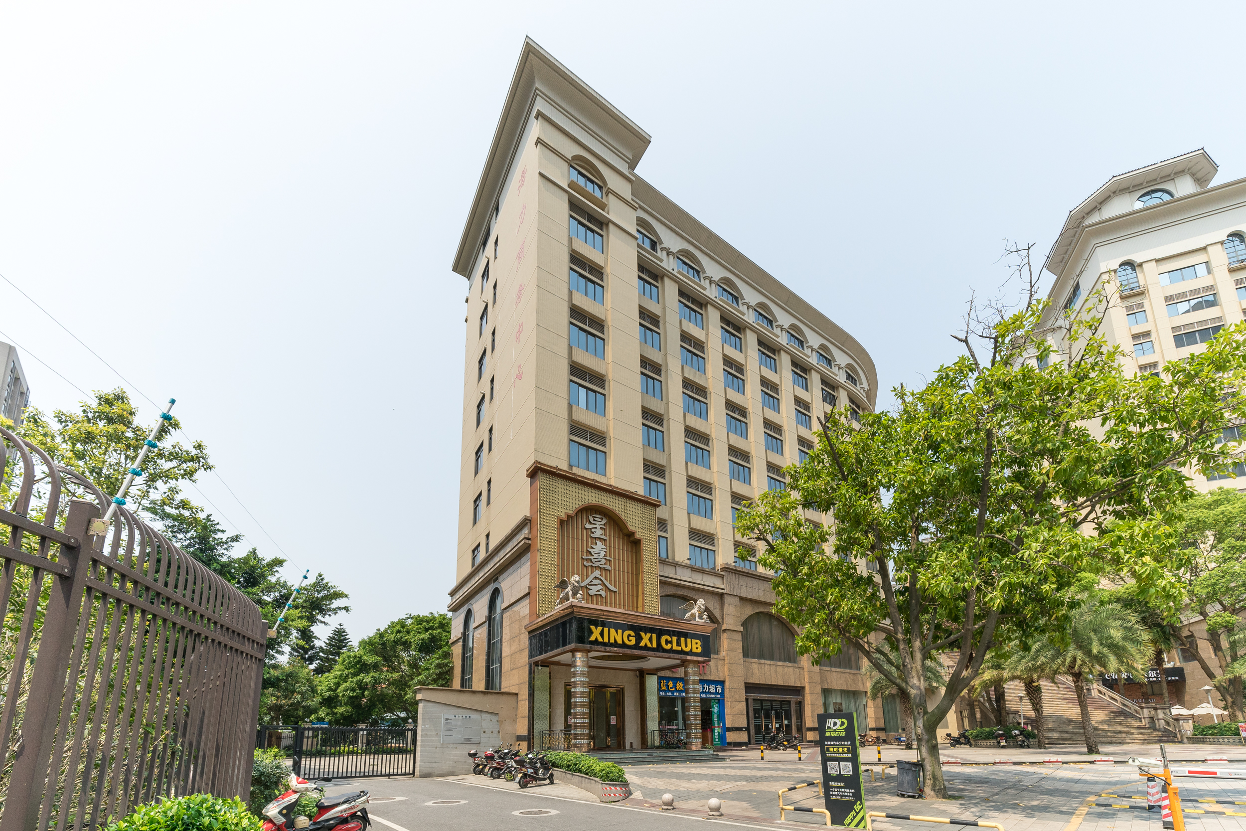 hotel overview picture