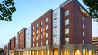 courtyard-by-marriott-edgewater-nyc-area