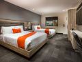 canoga-hotel-at-warner-center
