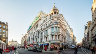zedwell-piccadilly-circus