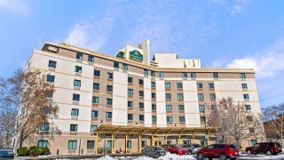 la-quinta-by-wyndham-boston-somerville