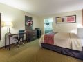 red-roof-inn-and-suites-dallas-addison