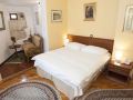 hotel-peristil