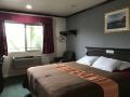 starlight-inn-canoga-park