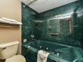 super-8-by-wyndham-clarksville-northeast