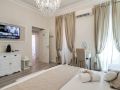 charme-and-chic-luxury