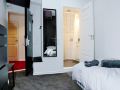 eight-rooms