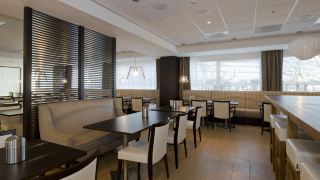 holiday-inn-express-amsterdam-sloterdijk-station-an-ihg-hotel