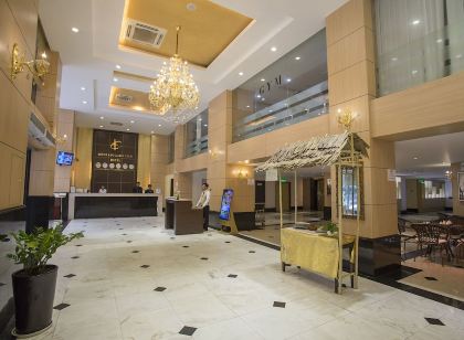 Esperado Lakeview Hotel