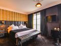 first-hotel-paris-tour-eiffel