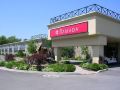 ramada-by-wyndham-cornwall
