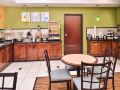sleep-inn-and-suites-near-downtown-north