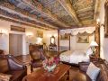 iron-gate-hotel-and-suites