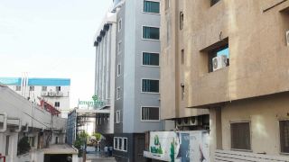 lemon-tree-hotel-banjara-hills-hyderabad