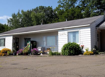 The Chieftain Motel