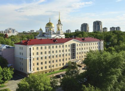 Green Park Hotel