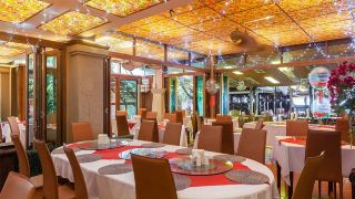 tropica-bungalow-hotel