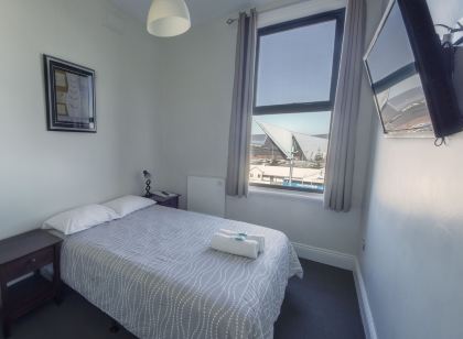 Six Degrees Boutique Hotel