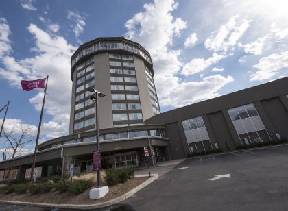 Crowne Plaza Saddle Brook