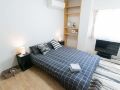 4-bedroom-super-spacious-and-comfortable-suite-top-floor-glass-house-garden-silin4